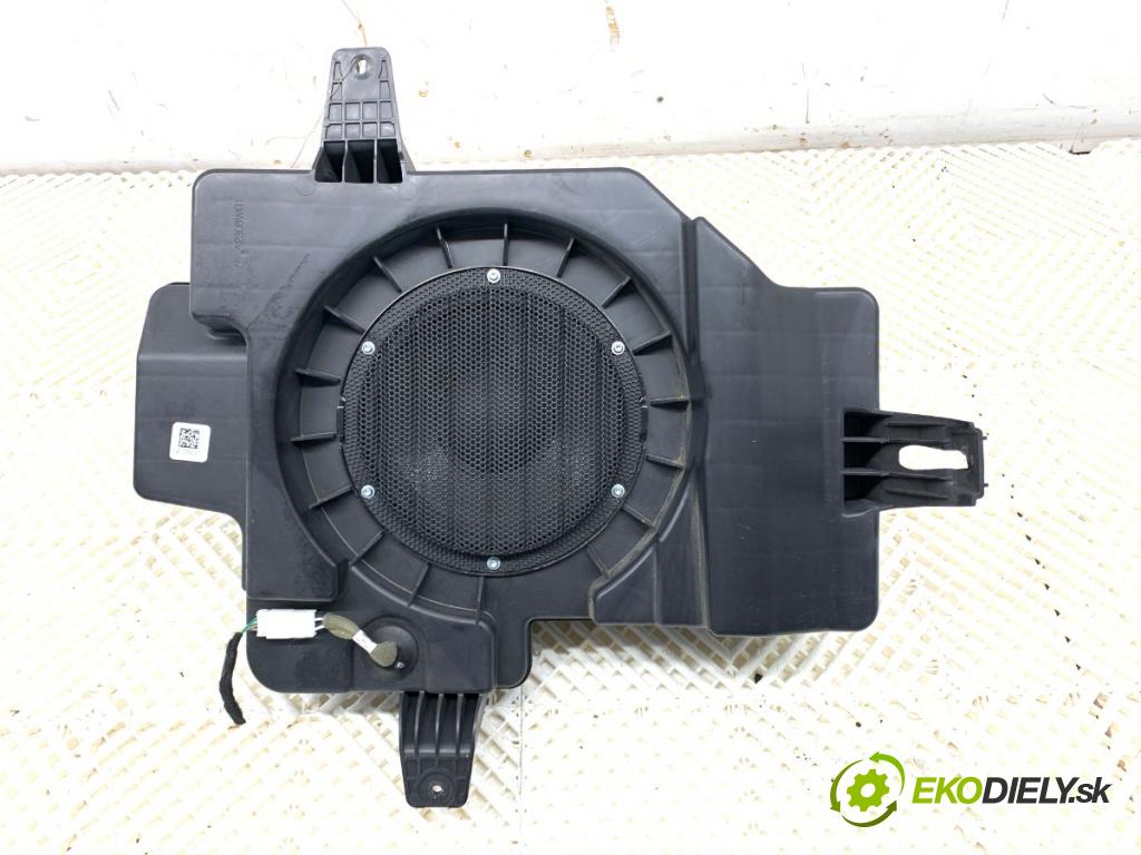 JEEP GRAND CHEROKEE WL SUV 2021 210 kW 3.6 4WD 3604 subwoofer 68459292AC (Audio zariadenie)