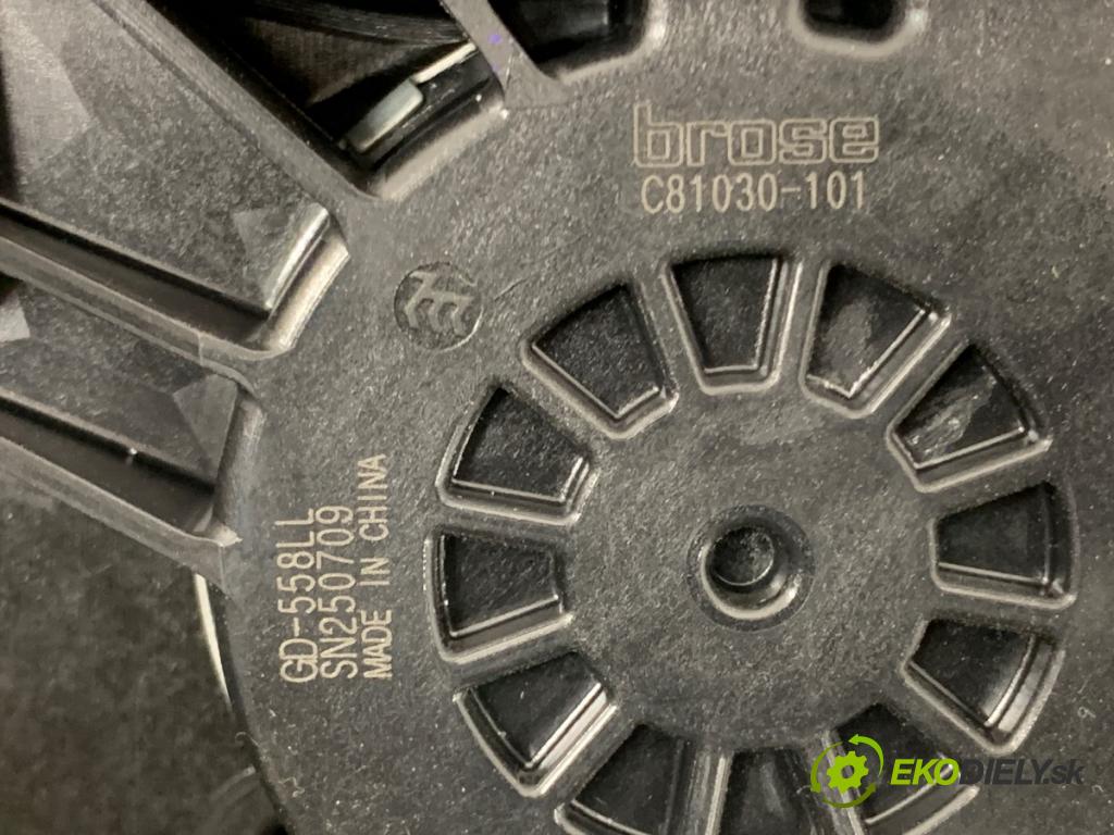 JEEP GRAND CHEROKEE WL SUV 2021 210 kW 3.6 4WD 3604 mechanismus okna levý přední část 68499663AA