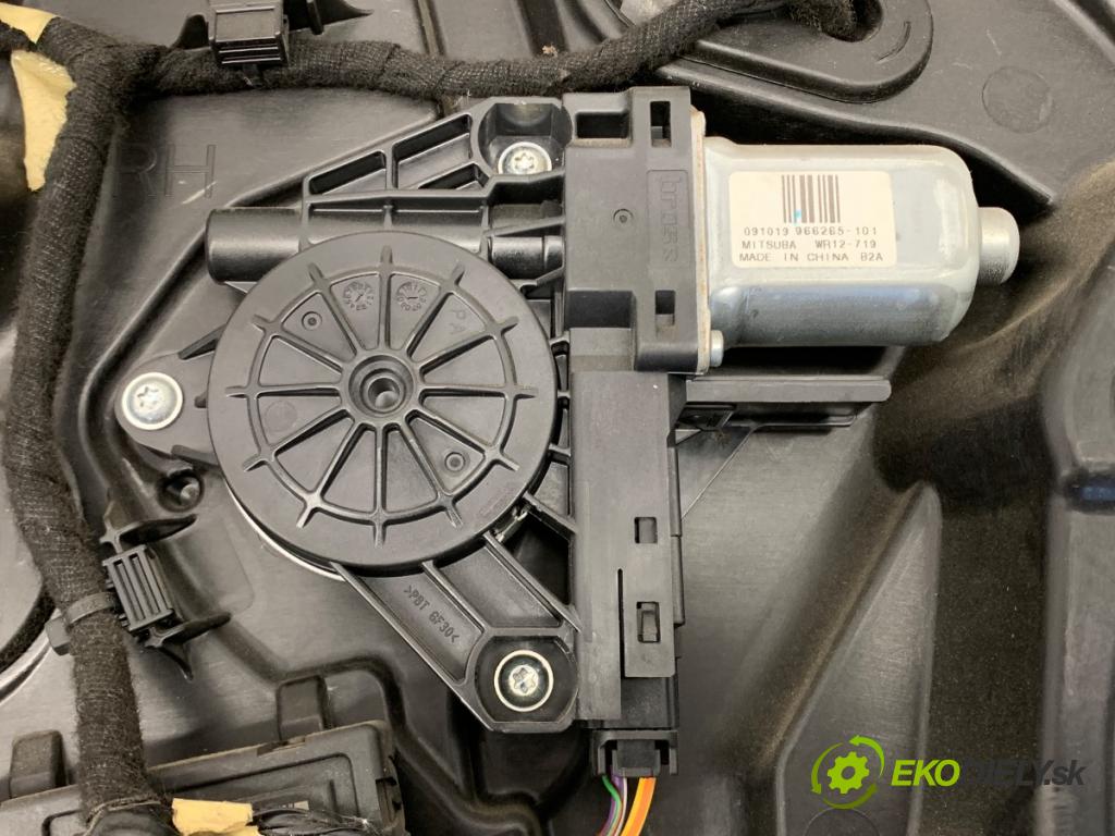 VOLVO V70 III Kombi 2010 170 kW 2.5 T 2521 Mechanizmus okna pravy zad 966265-101