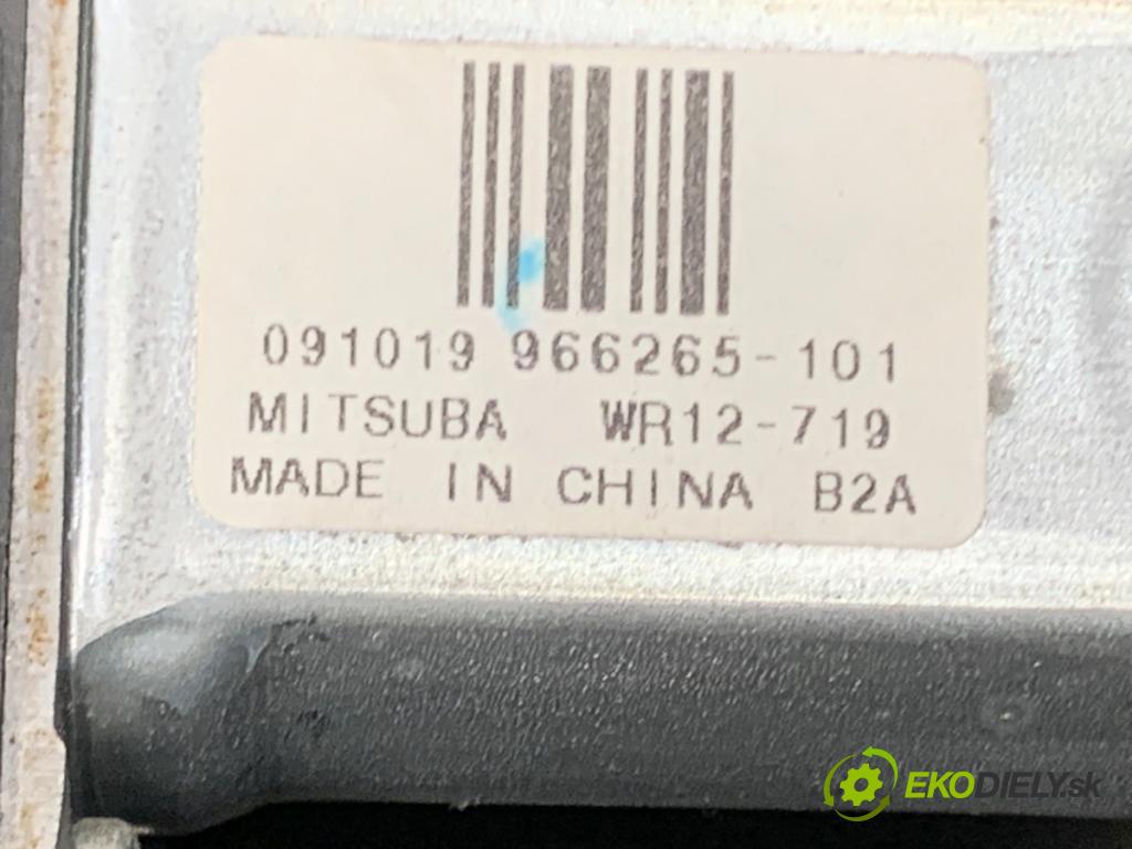 VOLVO V70 III Kombi 2010 170 kW 2.5 T 2521 Mechanizmus okna pravy zad 966265-101