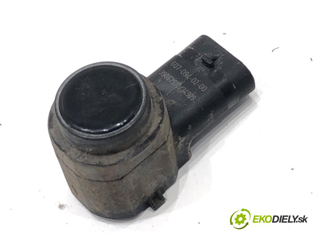 VOLVO V70 III Kombi 2010 170 kW 2.5 T 2521 Snímač PDC 9G92-15K859-DAW 31270913