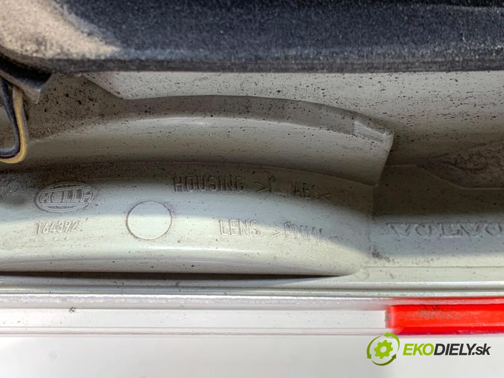 VOLVO V70 III Kombi 2010 170 kW 2.5 T 2521 Svetlo pravy zad dverí