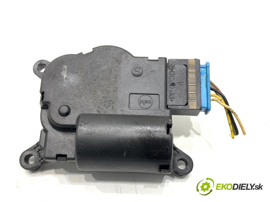 VW SHARAN nadwozie wielkoprzestrzenne (MPV) 2014 103 kW 2.0 TDI 1968 Motor kúrenia 5Q0907511L