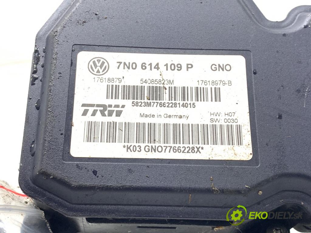 VW SHARAN nadwozie wielkoprzestrzenne (MPV) 2014 103 kW 2.0 TDI 1968 pumpa ABS 7N0614109P (Pumpa ABS)