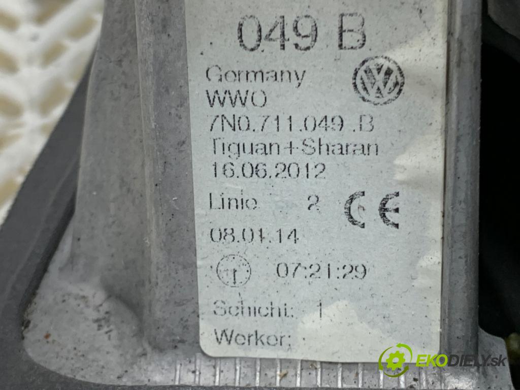 VW SHARAN nadwozie wielkoprzestrzenne (MPV) 2014 103 kW 2.0 TDI 1968 Kulisa 7N0711049B (Rýchlostná páka (kulisa))