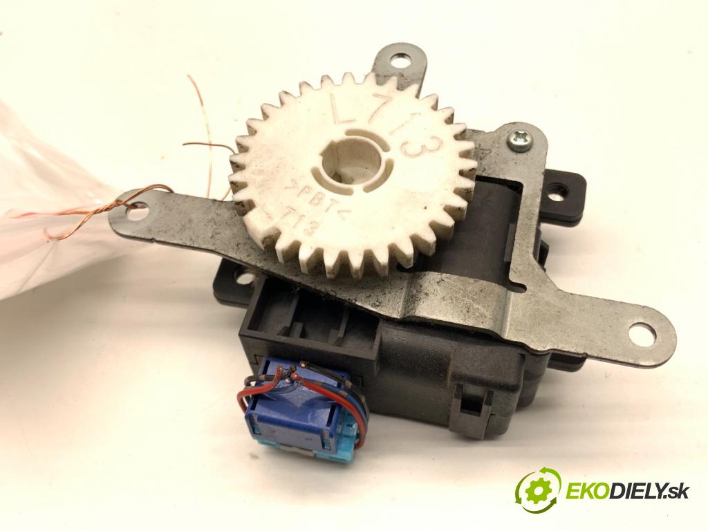 LEXUS CT liftback 2020 100 kW 200h (ZWA10_) 1798 Motor kúrenia 063800-2110