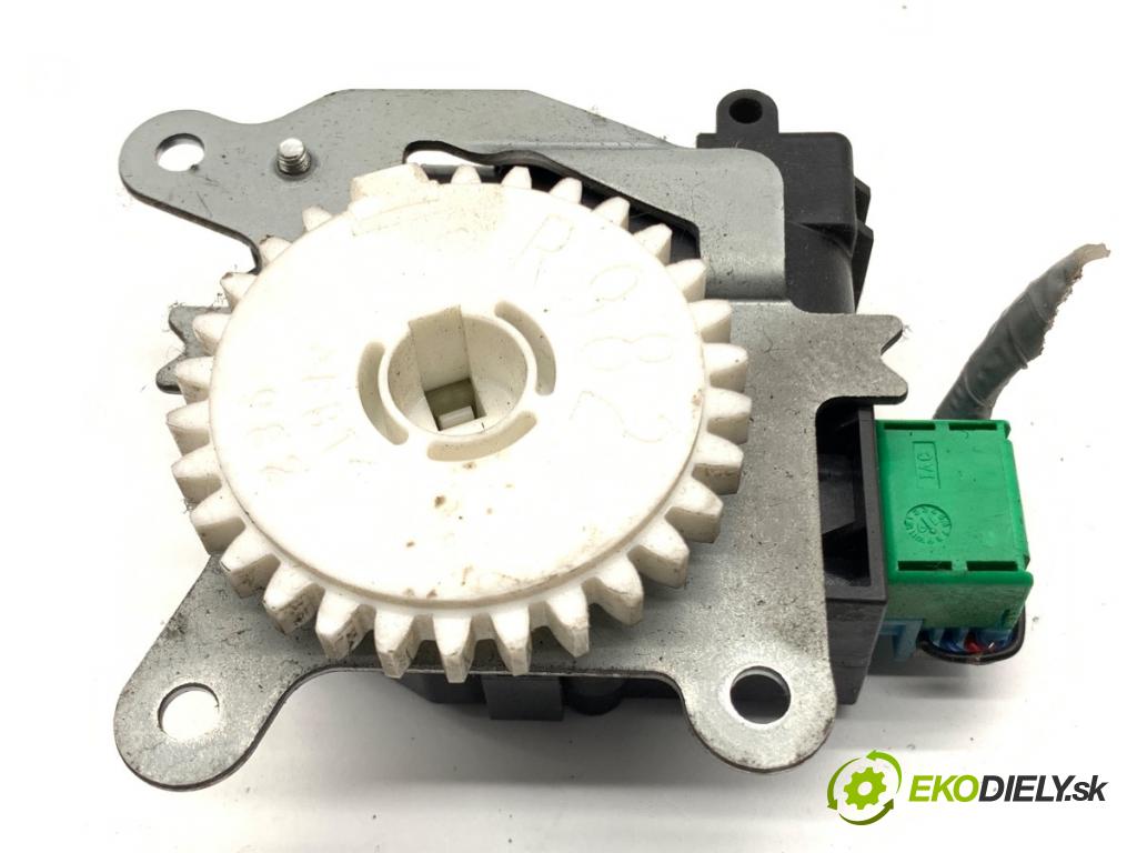 LEXUS CT liftback 2020 100 kW 200h (ZWA10_) 1798 Motor kúrenia 063800-2120