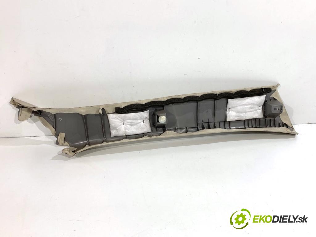 LEXUS CT liftback 2020 100 kW 200h (ZWA10_) 1798 clona sloupku levý 62220-76010