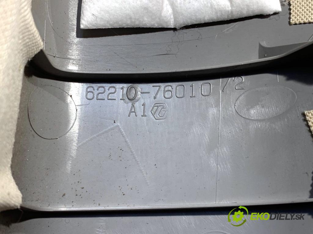 LEXUS CT liftback 2020 100 kW 200h (ZWA10_) 1798 clona sloupku pravý 62210-76010