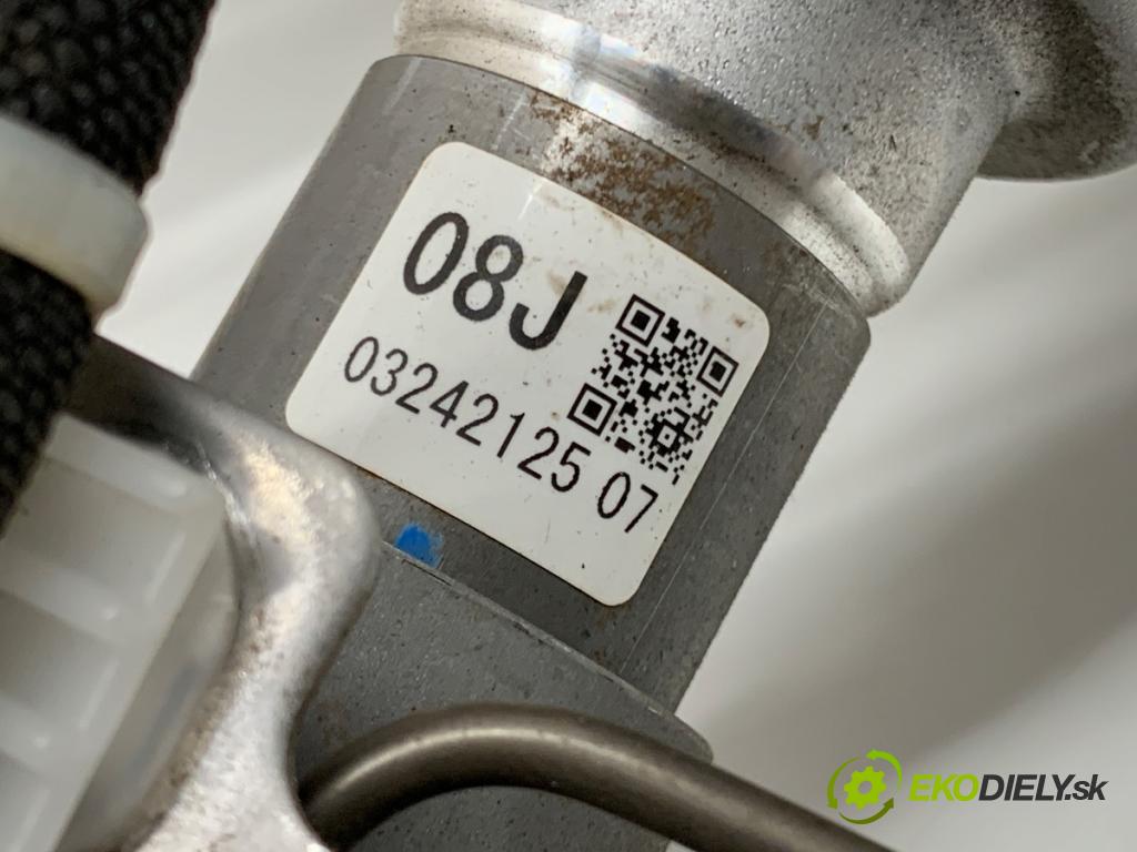 LEXUS CT liftback 2020 100 kW 200h (ZWA10_) 1798 pumpa servočerpadlo 80960-76040 (Servočerpadlo)