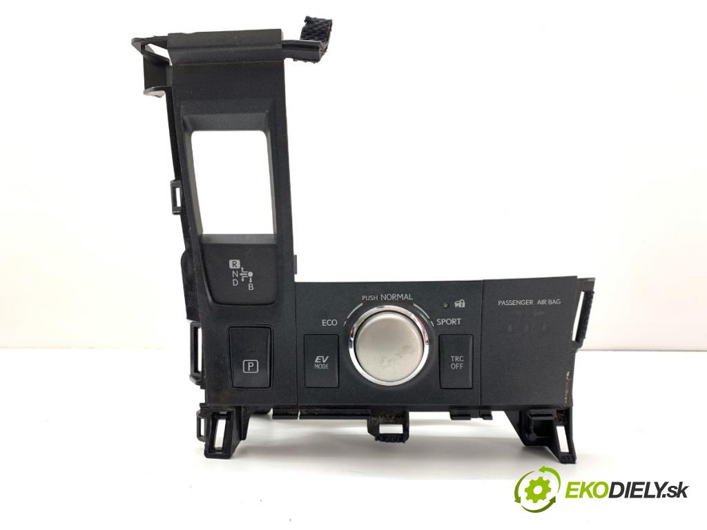 LEXUS CT liftback 2020 100 kW 200h (ZWA10_) 1798 Prepínač REŽIM: JAZDY 75H281