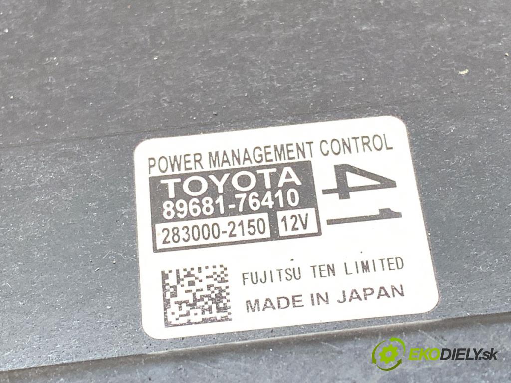 LEXUS CT liftback 2020 100 kW 200h (ZWA10_) 1798 modul řídící jednotka NAPÁJENÍ 89681-76410 (Řídící jednotka ostatní)