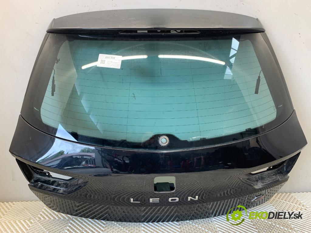 SEAT LEON III Kombi 2015 110 kW 2.0 TDI 1968 kapota zadní část LY9T