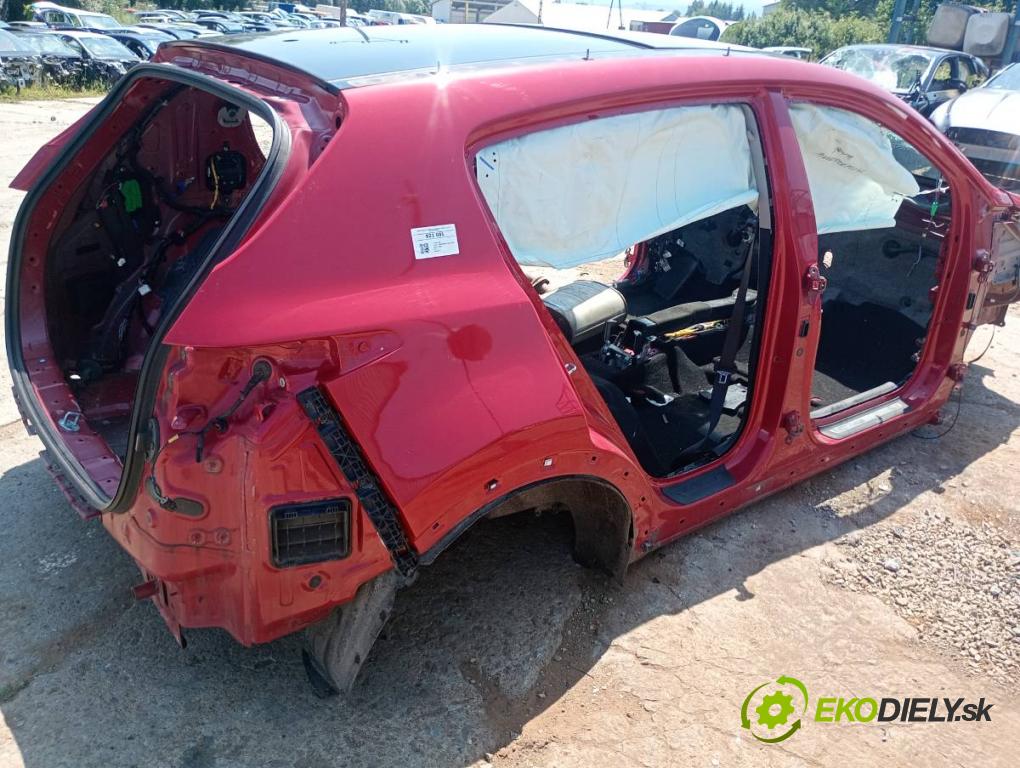 KIA SPORTAGE IV SUV 2018 136 kW 2.0 CRDi 1995 KAROSERIA ČTVRŤÁK blatník práh střecha PODŁUŻNICA