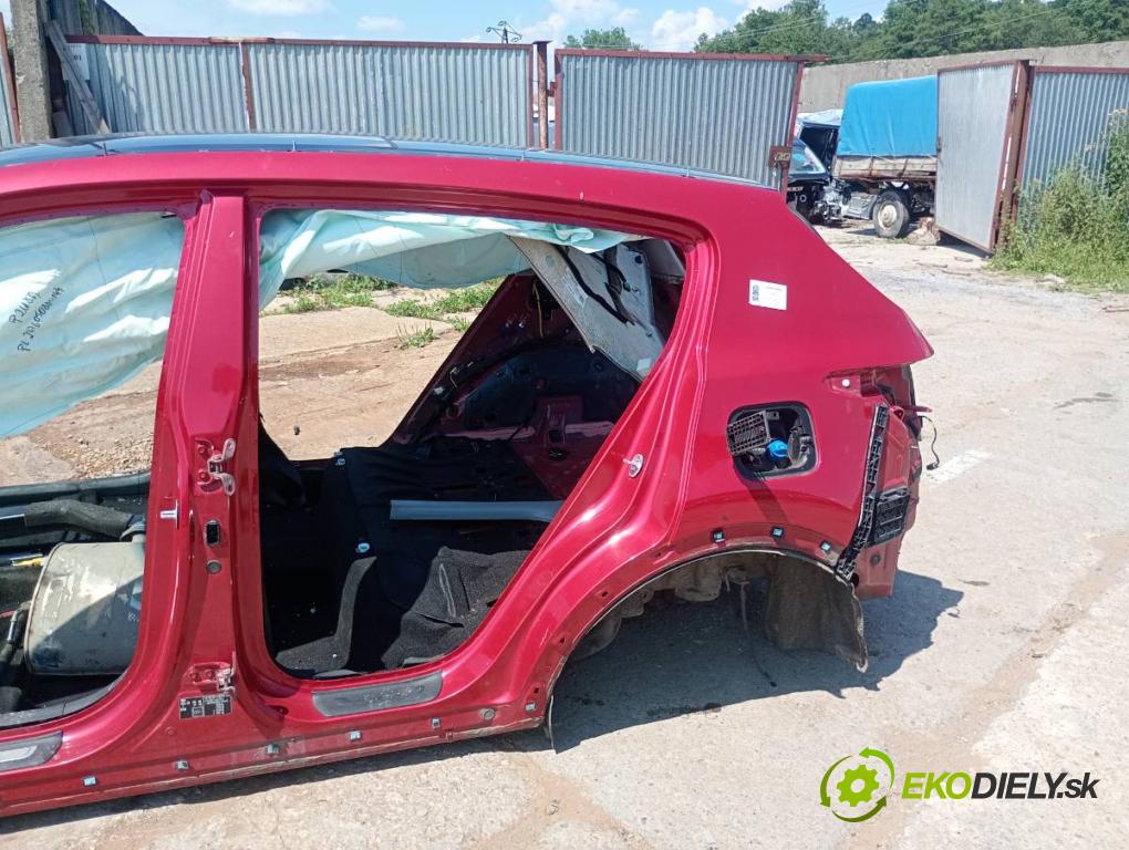 KIA SPORTAGE IV SUV 2018 136 kW 2.0 CRDi 1995 KAROSERIA ČTVRŤÁK blatník práh střecha PODŁUŻNICA