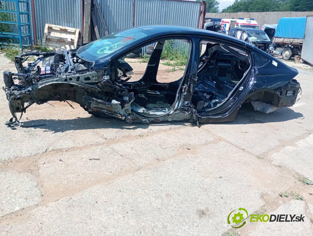 OPEL INSIGNIA B Kombi 2017 121 kW 1.5 (35) 1490 KAROSERIA ČTVRŤÁK blatník práh střecha PODŁUŻNICA