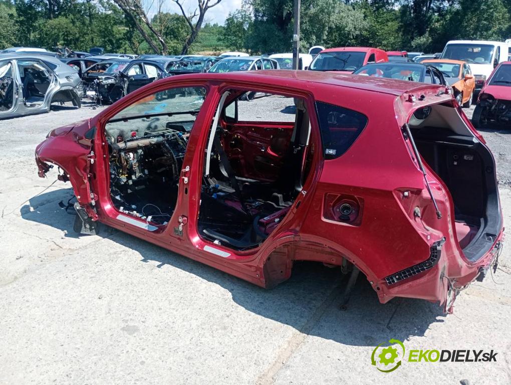 SUZUKI SX4 liftback 2019 103 kW 1.4 T (AKK 414) 1373 KAROSERIA ČTVRŤÁK blatník práh střecha PODŁUŻNICA