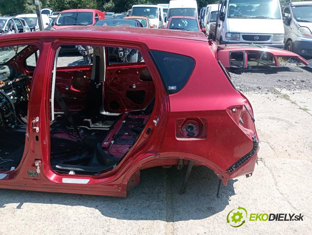 SUZUKI SX4 liftback 2019 103 kW 1.4 T (AKK 414) 1373 KAROSERIA ČTVRŤÁK blatník práh střecha PODŁUŻNICA