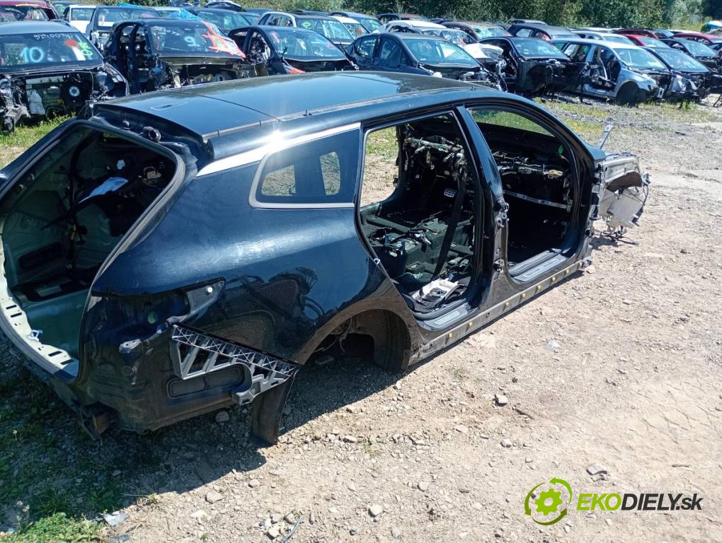 KIA OPTIMA Kombi 2016 104 kW 1.7 CRDi 1685 karoséria ČTVRŤÁK: Blatník prah strecha PODŁUŻNICA