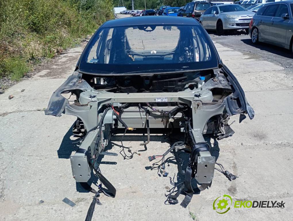 TESLA MODEL S liftback 2016 310 kW 85D AWD KAROSERIA ČTVRŤÁK blatník práh střecha PODŁUŻNICA