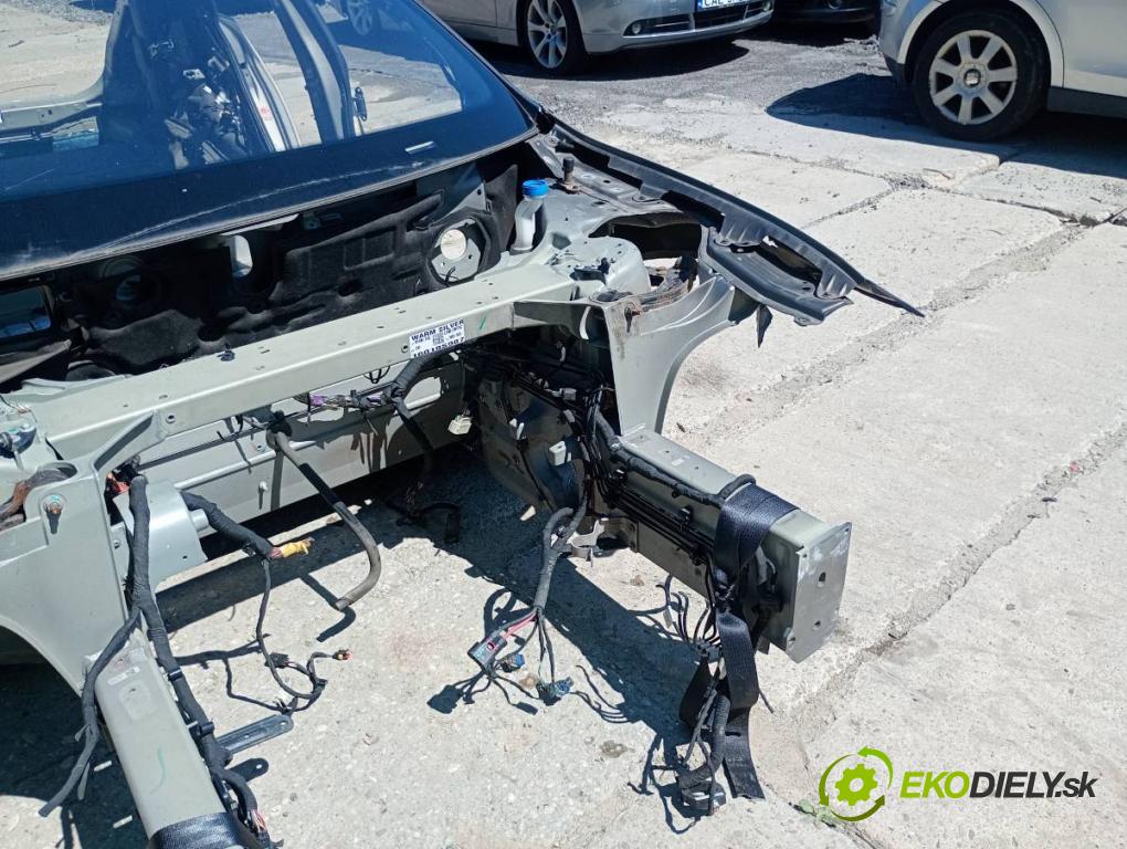 TESLA MODEL S liftback 2016 310 kW 85D AWD KAROSERIA ČTVRŤÁK blatník práh střecha PODŁUŻNICA