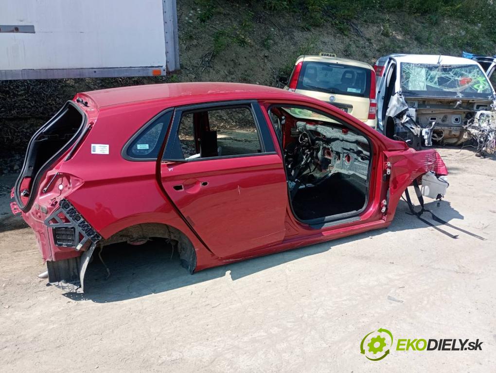 HYUNDAI i30 liftback 2020 74 kW 1.4 MPI 1368 KAROSERIA ČTVRŤÁK blatník práh střecha PODŁUŻNICA