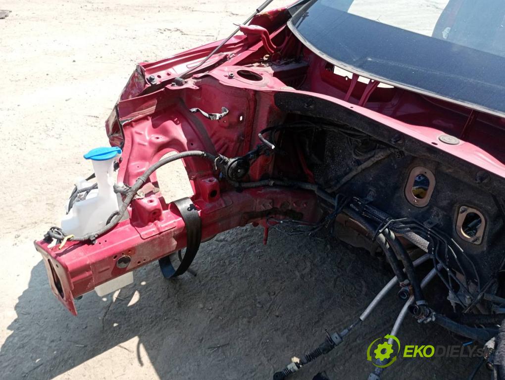 HYUNDAI i30 liftback 2020 74 kW 1.4 MPI 1368 KAROSERIA ČTVRŤÁK blatník práh střecha PODŁUŻNICA