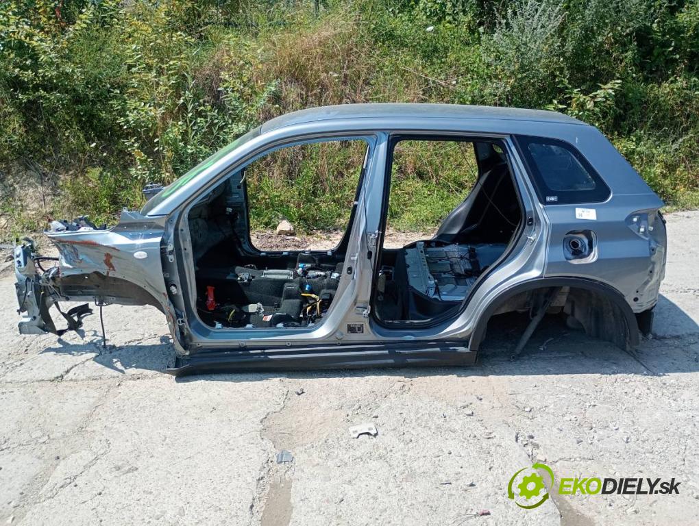 SUZUKI VITARA SUV 2021 95 kW 1.4 Hybrid (Mild Hybrid) 1373 karoséria ČTVRŤÁK: Blatník prah strecha PODŁUŻNICA 
