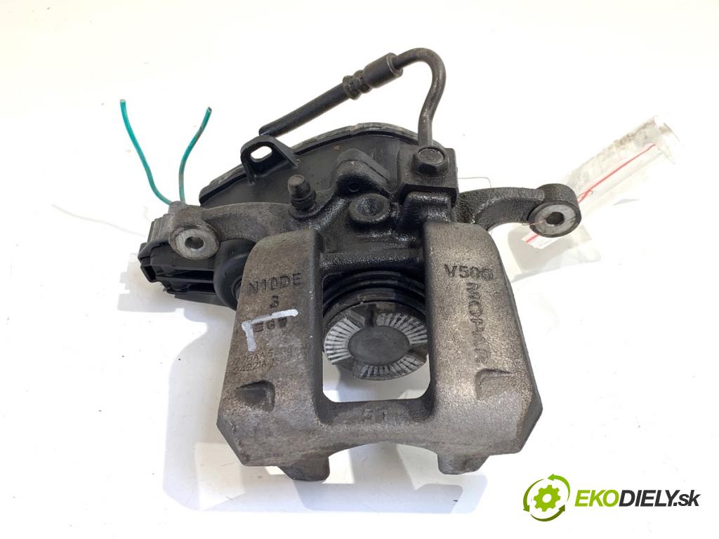 JEEP GRAND CHEROKEE WL SUV 2021 210 kW 3.6 4WD 3604 Brzdič strmeň ľavy zad 068332775AA