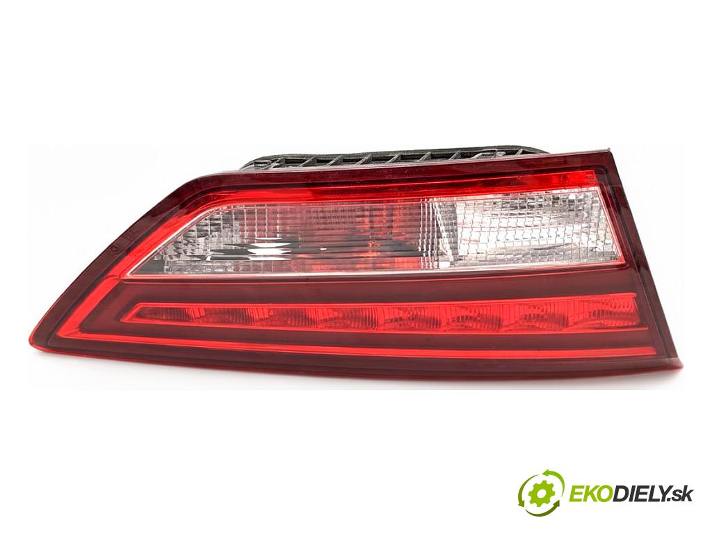 SEAT LEON III Kombi 2015 110 kW 2.0 TDI 1968 Svetlo ľavy zad vnútorná