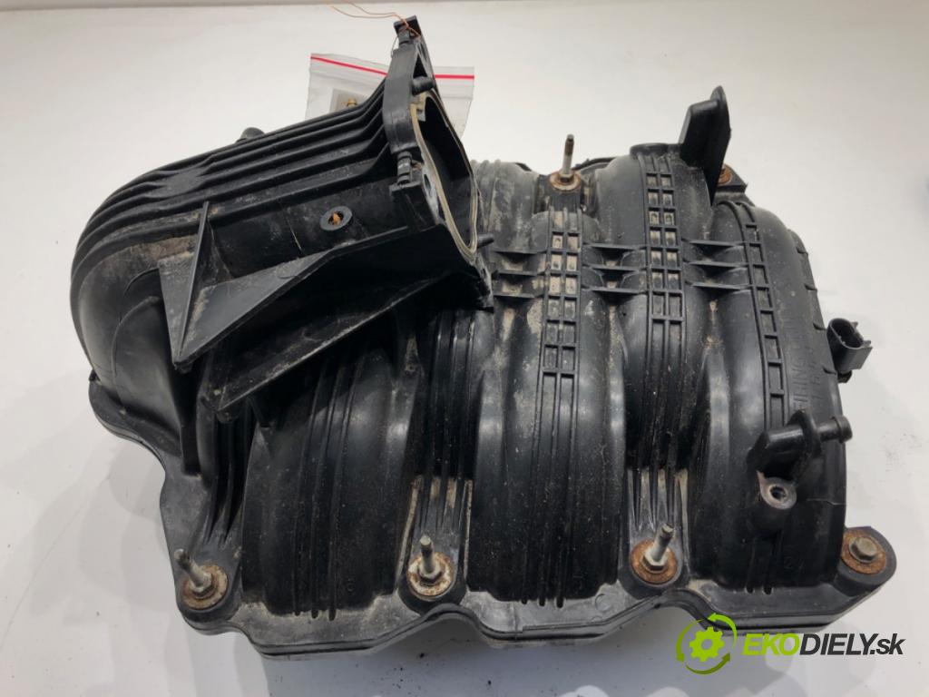 JEEP GRAND CHEROKEE WK samochód terenowy zamknięty 2006 148 kW 3.7 V6 4x4 3700 potrubí sání 53032803AA (Sací potrubí)