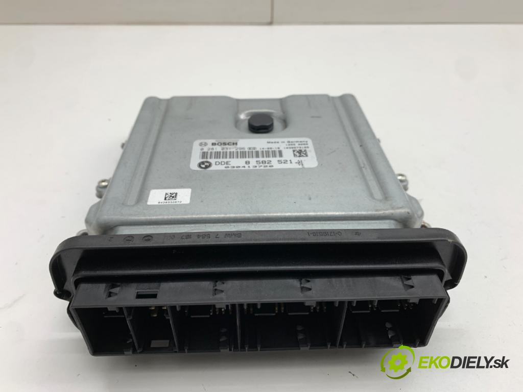 BMW F30 sedan 2014 155 kW 325 d 1995 riadiaca jednotka Motor 8582521 (Riadiaca jednotka)