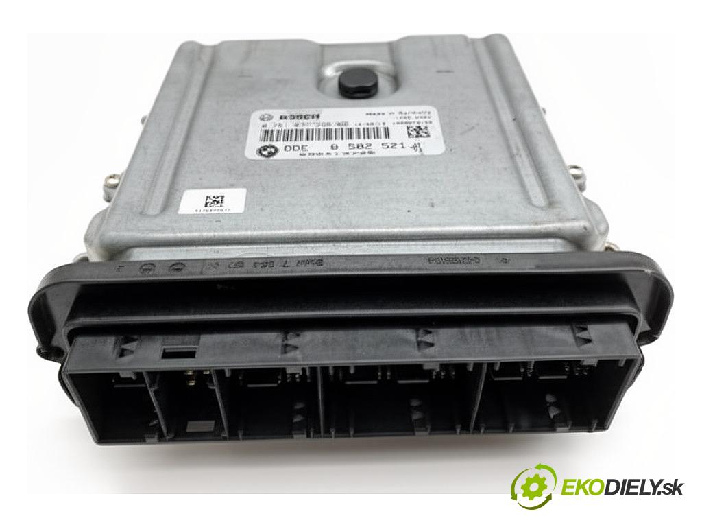 BMW F30 sedan 2014 155 kW 325 d 1995 riadiaca jednotka Motor 8582521 (Riadiaca jednotka)