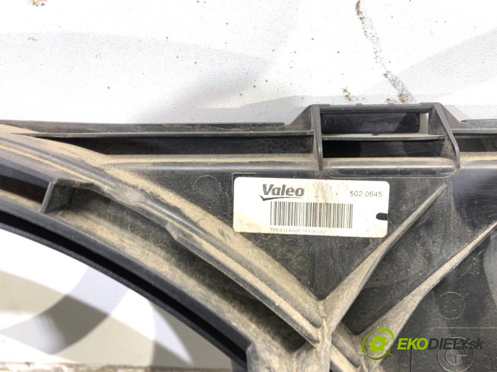 BMW F30 sedan 2014 155 kW 325 d 1995 ventilátor chladiče 8641946 (Ventilátor)