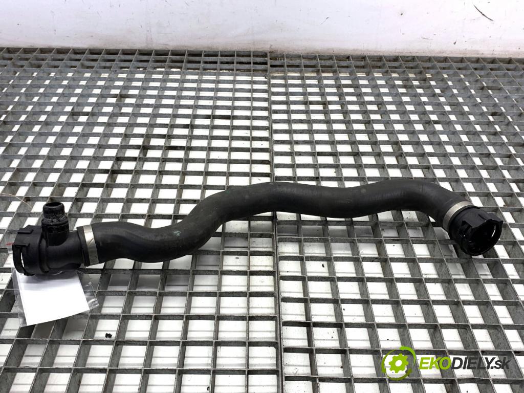 BMW F30 sedan 2014 155 kW 325 d 1995 Rúra vody 7811127