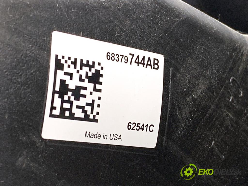 JEEP GRAND CHEROKEE WL SUV 2021 210 kW 3.6 4WD 3604 topné těleso radiátor topení KOMBAJN 68379744AB
