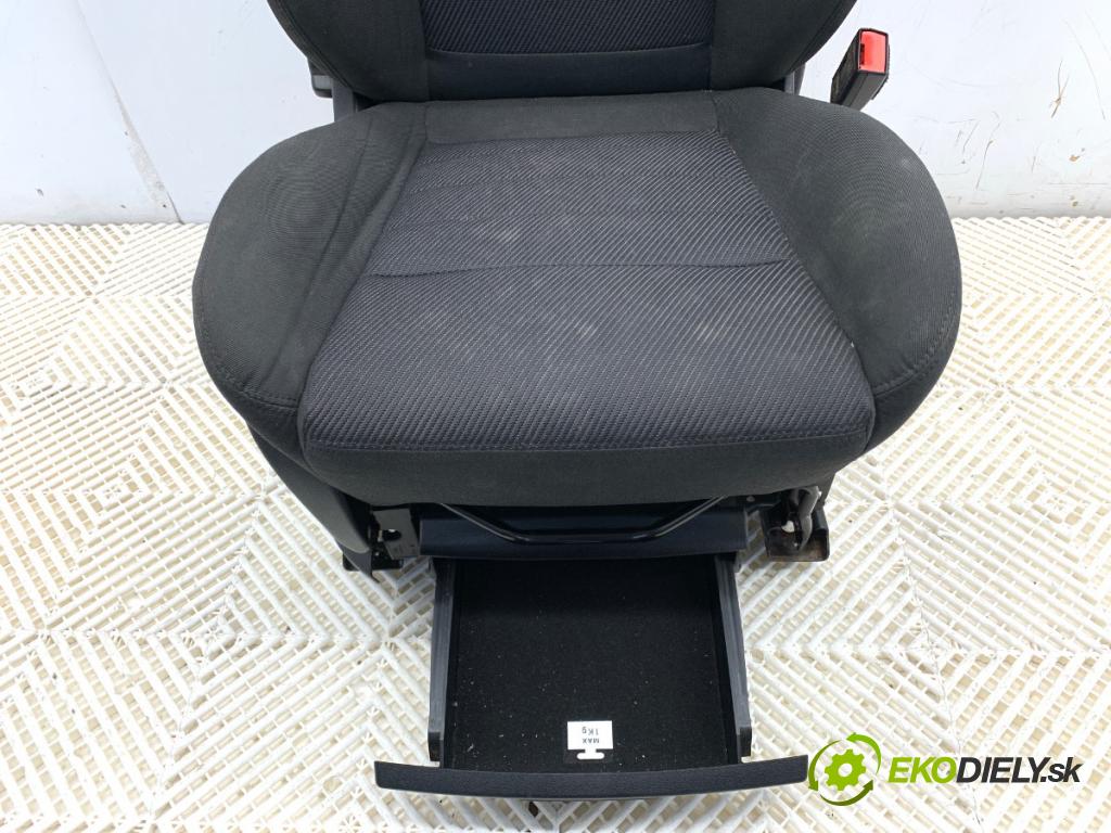 FORD S-MAX nadwozie wielkoprzestrzenne (MPV) 2012 103 kW 2.0 TDCi 1997 Sedadlo pravy predný