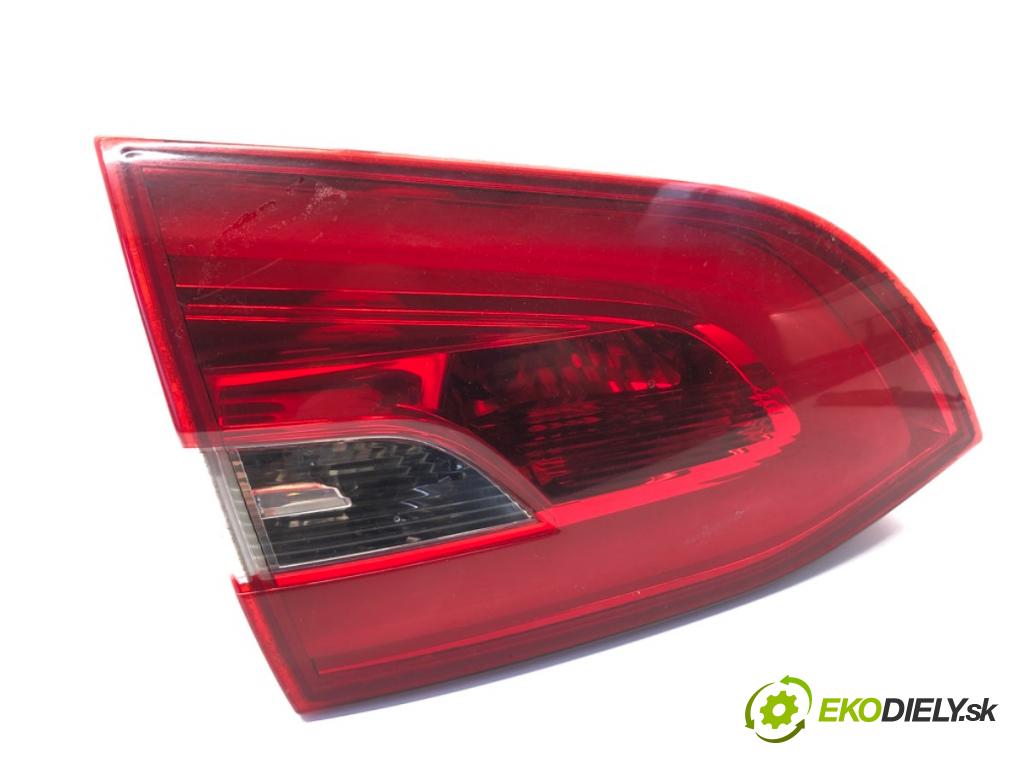 PEUGEOT 308 SW II Kombi 2014 88 kW 1.6 BlueHDi 120 1560 Svetlo ľavy zad vnútorná 9678098080