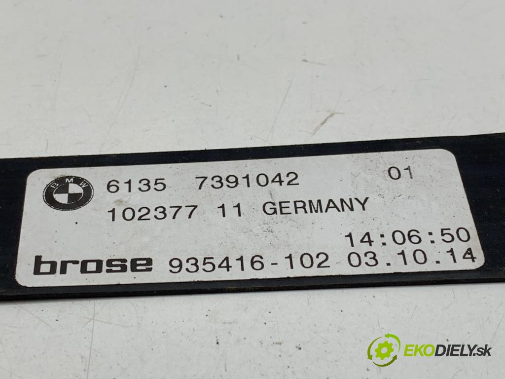 BMW F30 sedan 2014 155 kW 325 d 1995 modul otevírání dveří 7367722