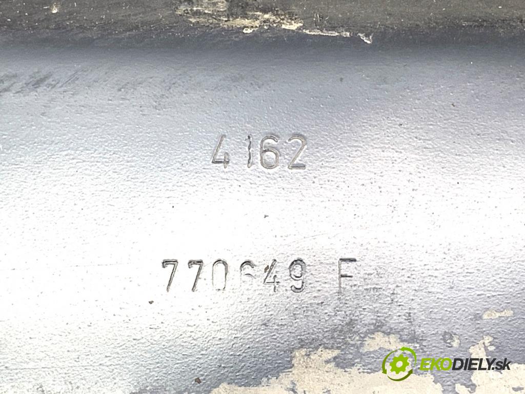PEUGEOT 308 SW II Kombi 2014 88 kW 1.6 BlueHDi 120 1560 výztuha pod motor  (Přední výztuha)