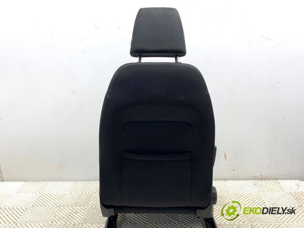 SKODA OCTAVIA III Kombi 2018 110 kW 2.0 TDI 1968 Sedadlo pravy predný