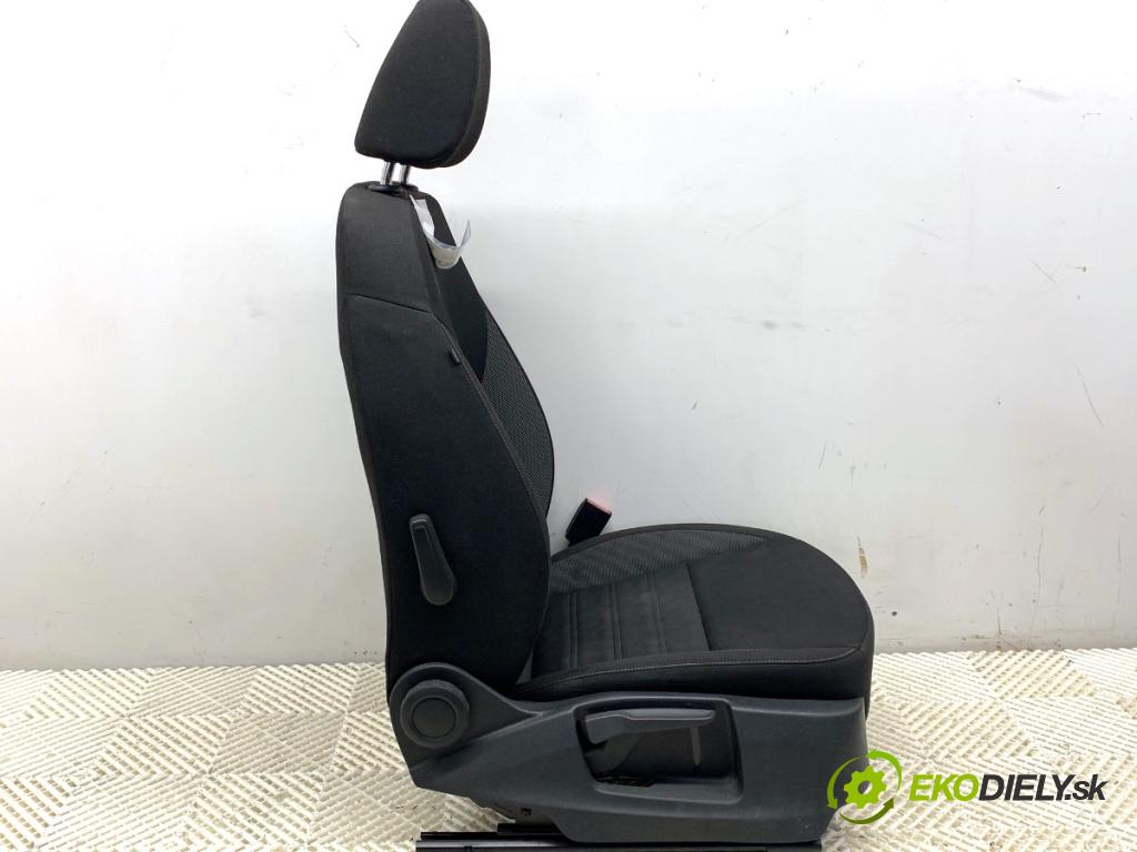 SKODA OCTAVIA III Kombi 2018 110 kW 2.0 TDI 1968 Sedadlo pravy predný