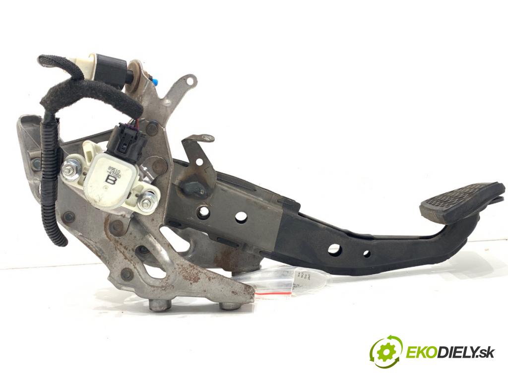 LEXUS CT liftback 2020 100 kW 200h (ZWA10_) 1798 pedal brzdy 89510-47050
