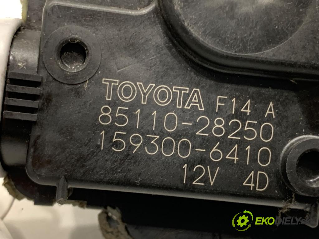 LEXUS CT liftback 2020 100 kW 200h (ZWA10_) 1798 motor stěračů přední část 85110-28250
