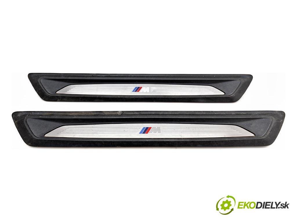 BMW F30 sedan 2014 155 kW 325 d 1995 lišta násada prahu přední část levá strana pravá 8051037