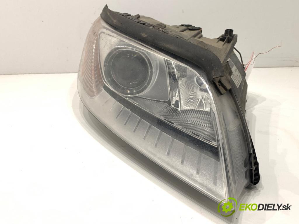 VOLVO V70 III Kombi 2010 170 kW 2.5 T 2521 světlomet pravý přední část 31214348