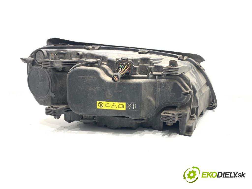VOLVO V70 III Kombi 2010 170 kW 2.5 T 2521 světlomet levý přední část