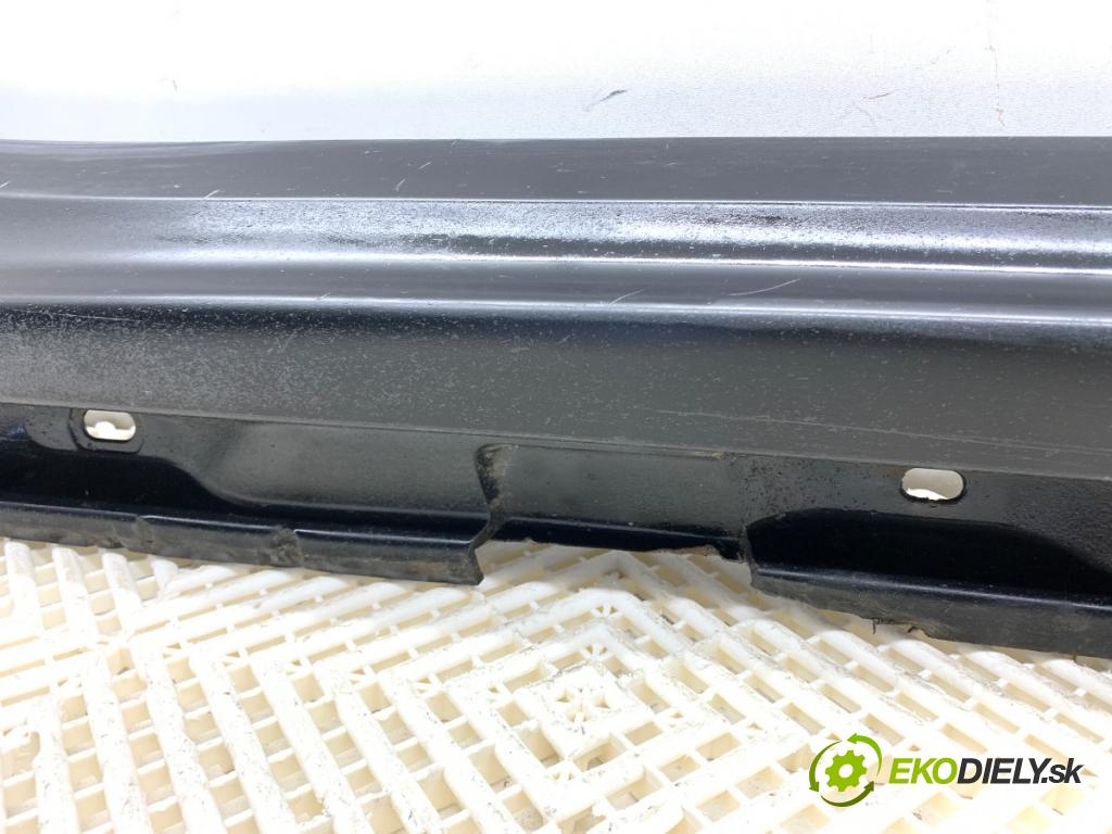 VOLVO V70 III Kombi 2010 170 kW 2.5 T 2521 lišta prahová levý 39882943