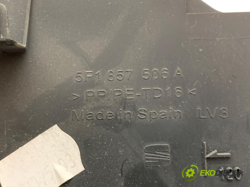 SEAT LEON III Kombi 2015 110 kW 2.0 TDI 1968 přihrádka kastlík volantu 5F1857506A