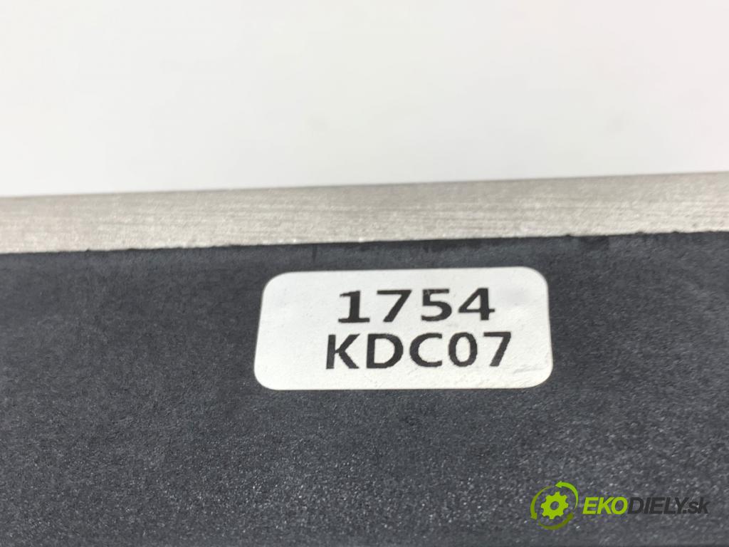 SEAT LEON III Kombi 2015 110 kW 2.0 TDI 1968 odpor rezistor topení vzduchu  (Odpor topení)
